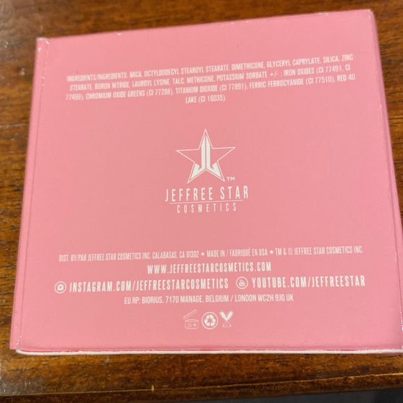 Jeffree Star eyeshadow - Picture 2 of 5